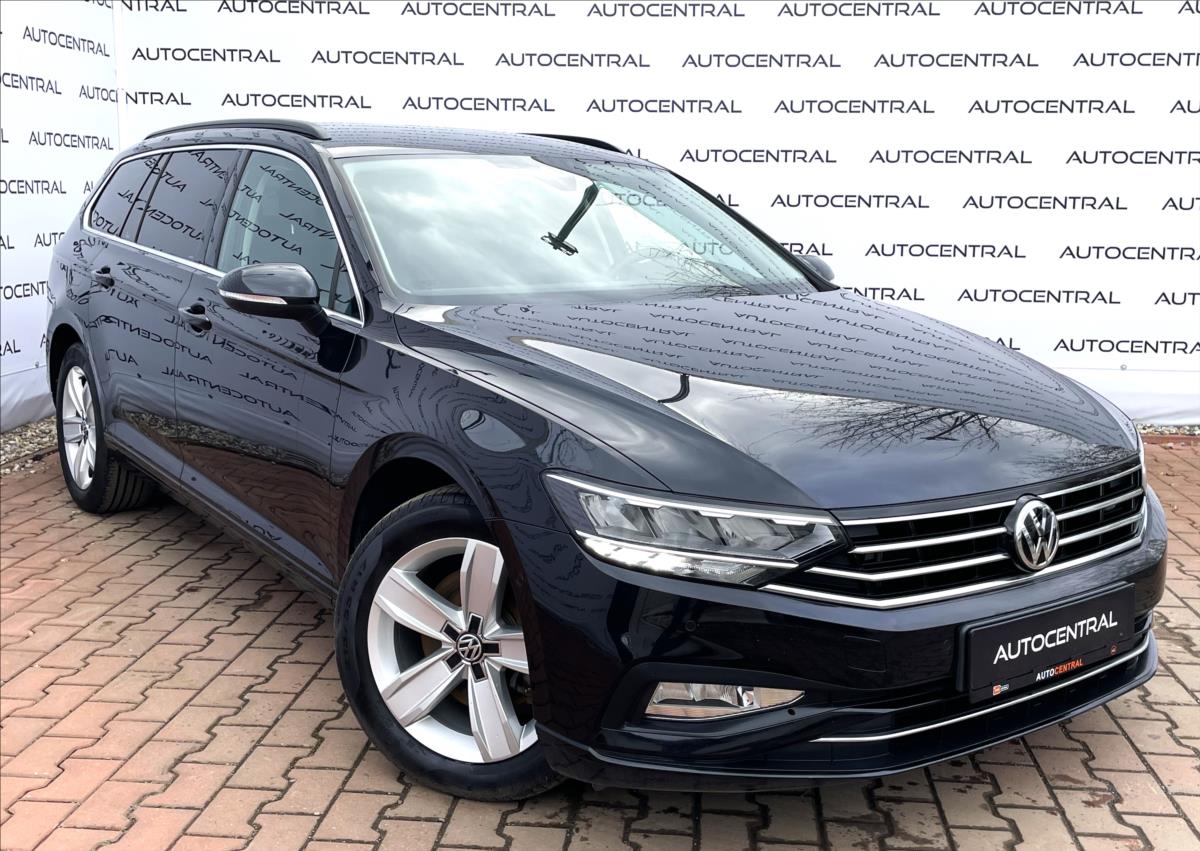 Volkswagen Passat 2,0 TDi 140kW DSG,DPH,94TKM!