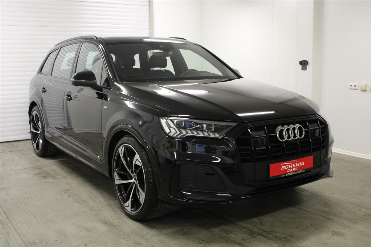 Audi Q7 50TDI S-LINE REZERVACE!!!
