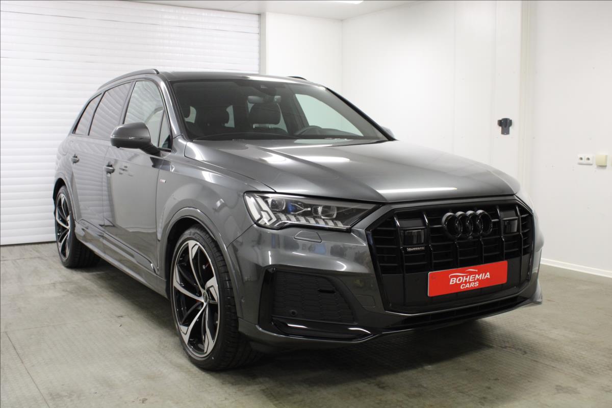 Audi Q7 50TDI S-LINE REZERVACE!!!