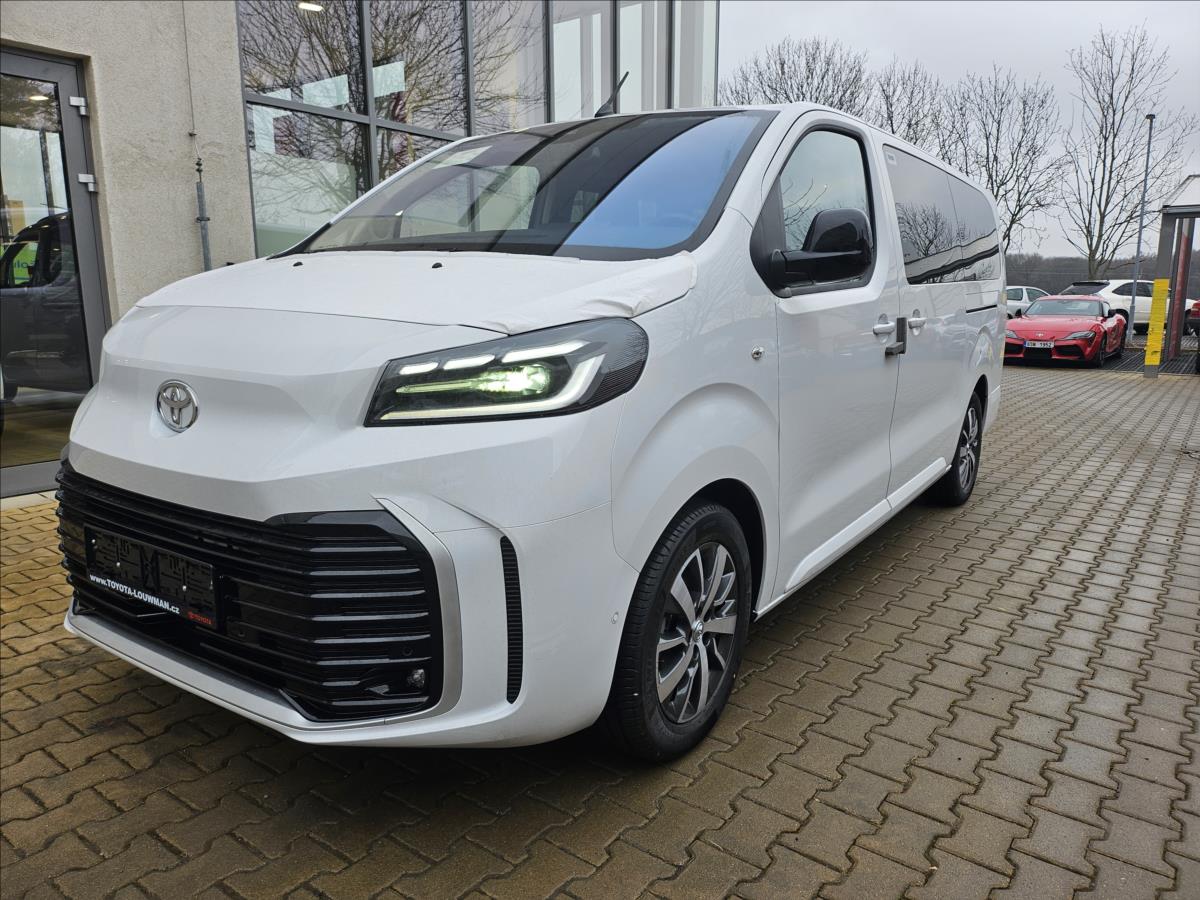 Toyota ProAce Verso 2,0 MAN6 L2  Family