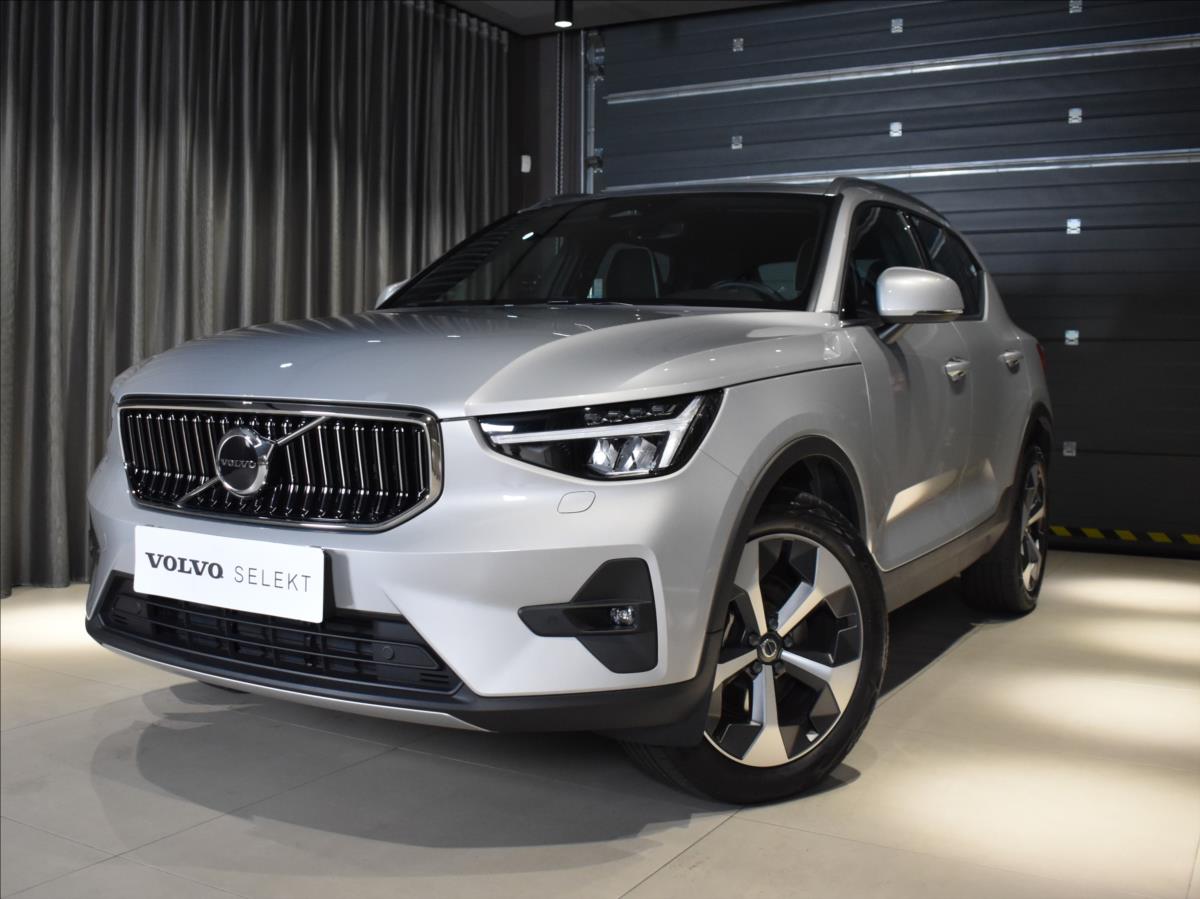 Volvo XC40 2,0 B4 ULT Panorama,Bezkli