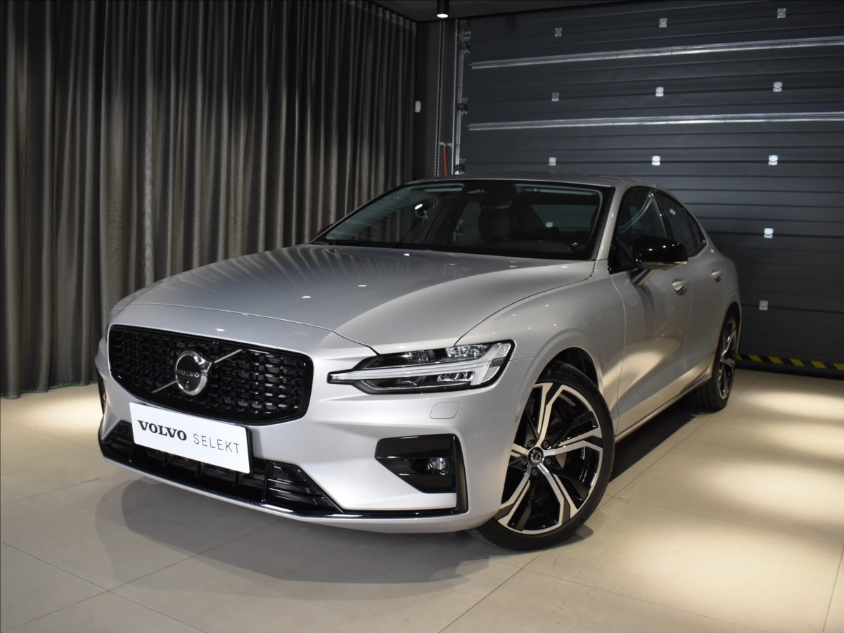 Volvo S60 2,0 B5 AWD ULT Pano,head up