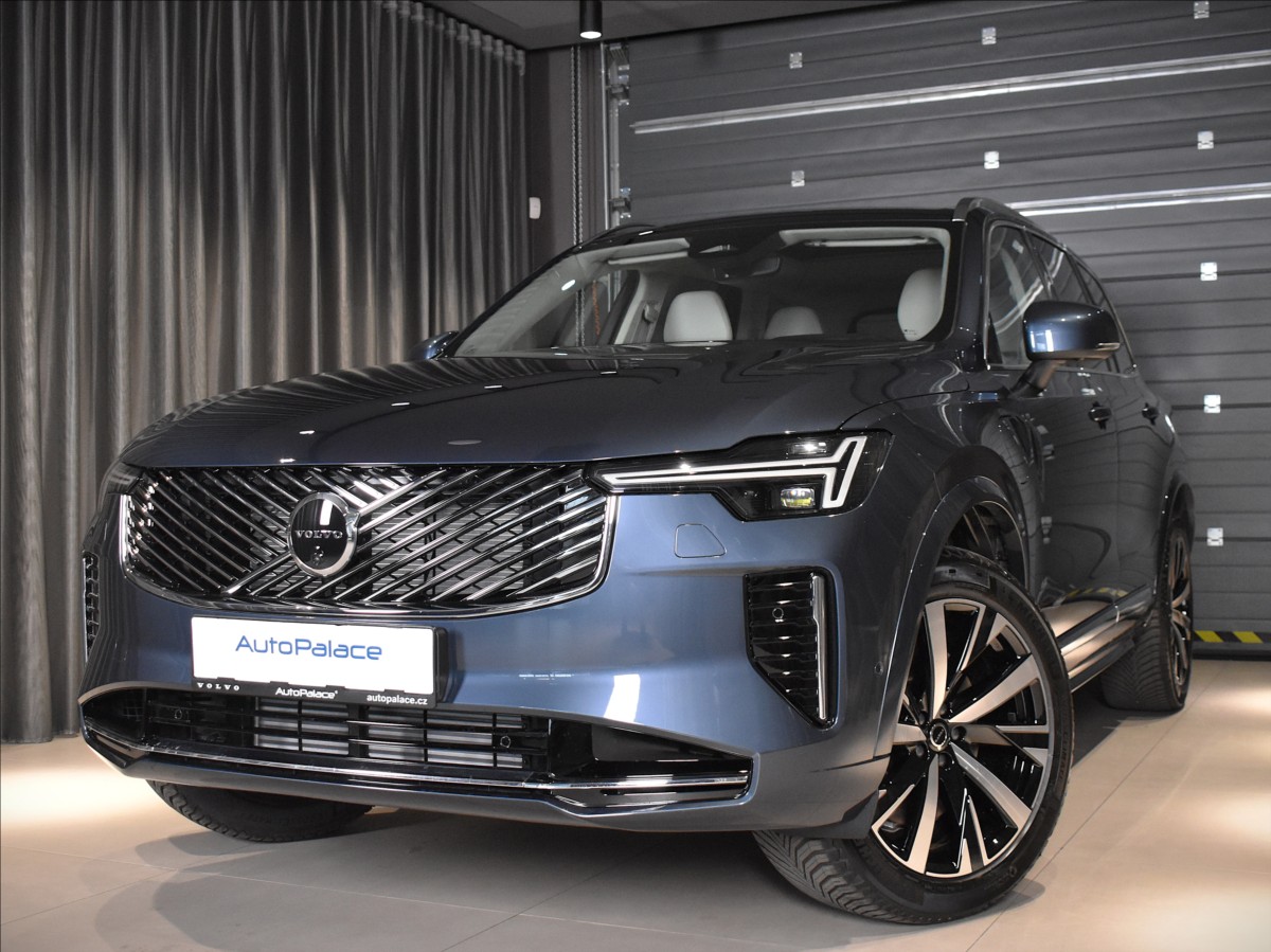 Volvo XC90 2,0 T8 AWD Plugin  Ultra Bright