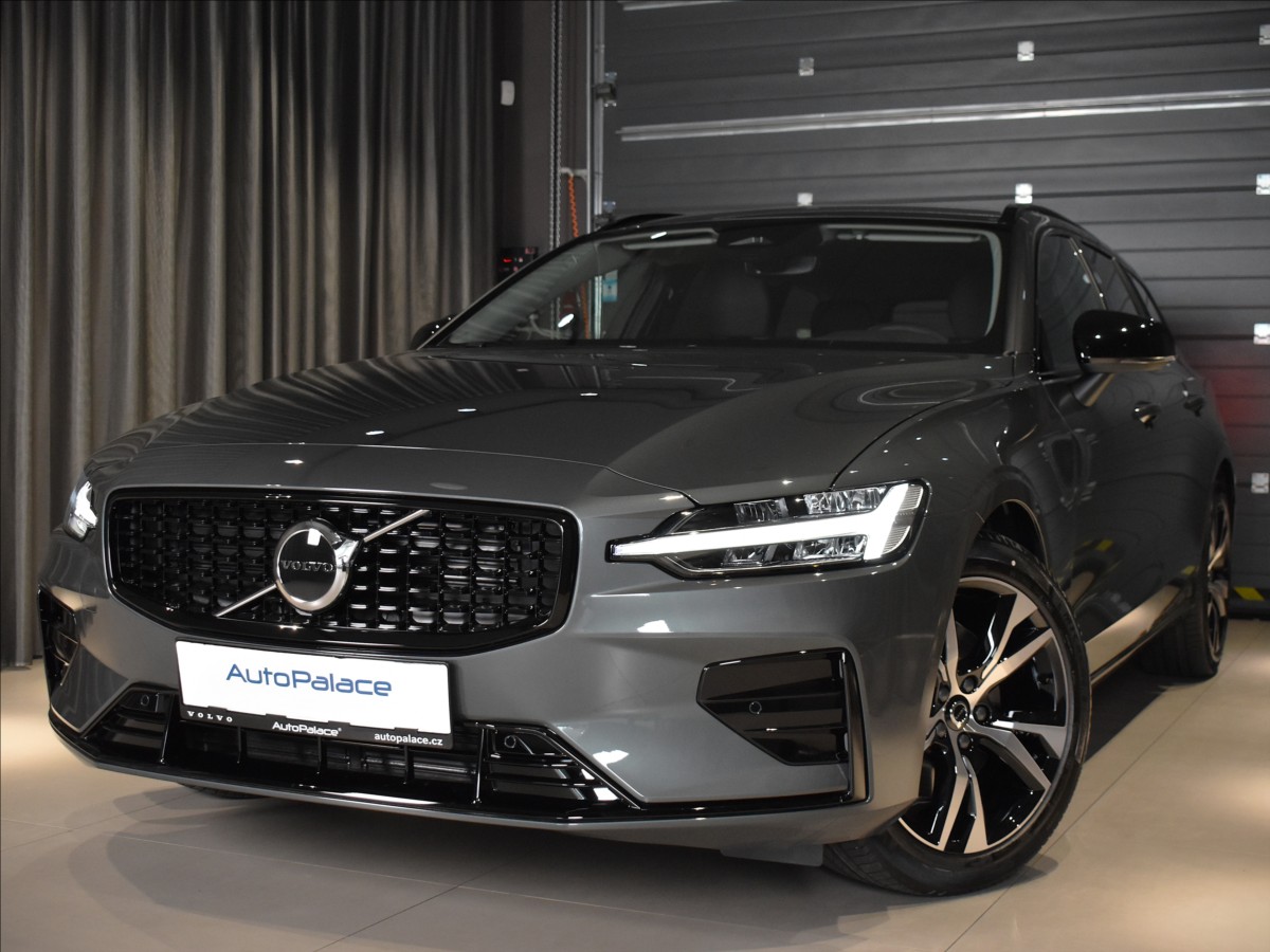 Volvo V60 2,0 B4 FWD  Plus Dark