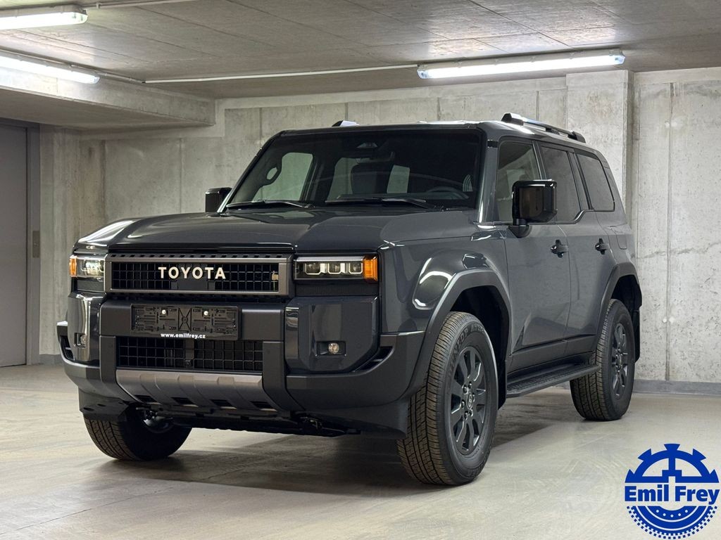 Toyota Land Cruiser 2.8 D-4D 204 k Invincible AT