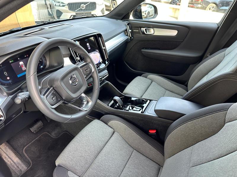 Volvo XC40 B4 145kW, zruka do 3/2029