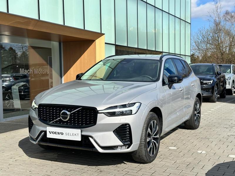 Volvo XC60 B5 Plus Dark 184kW, zruka