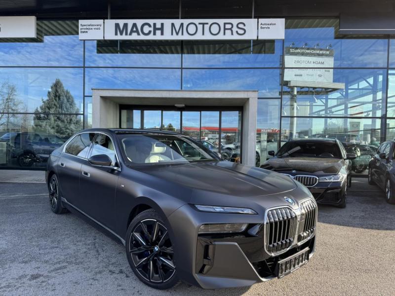 BMW ada 7 750e xDrive,TV 8K, B&W 1965W