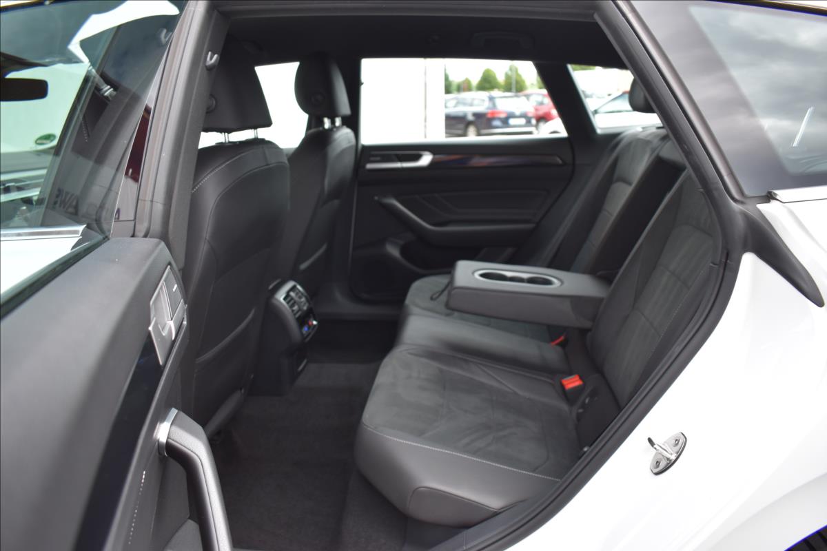 Volkswagen Arteon Shooting Brake 2,0 TDi  DSG R-Line Virtual LED ACC - 11