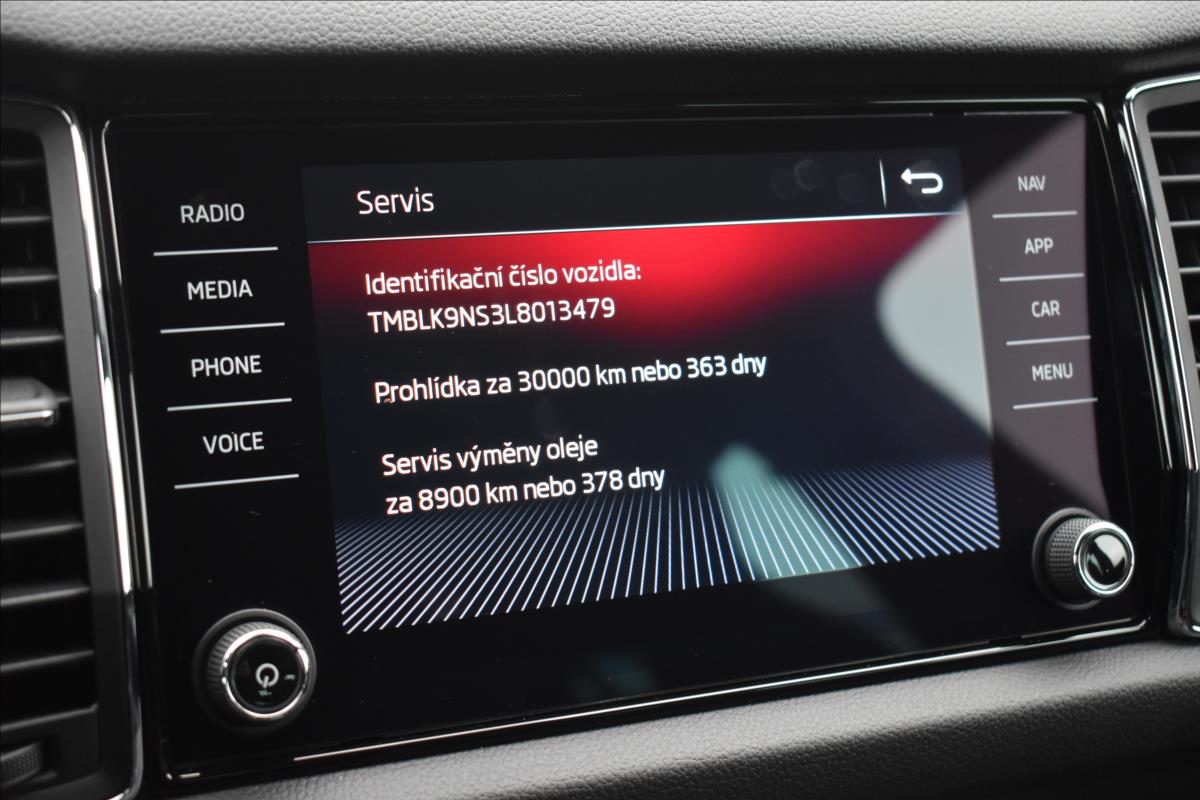 Škoda Kodiaq 2,0 TDi  DSG 4x4 Sportline LED Virtual - 40