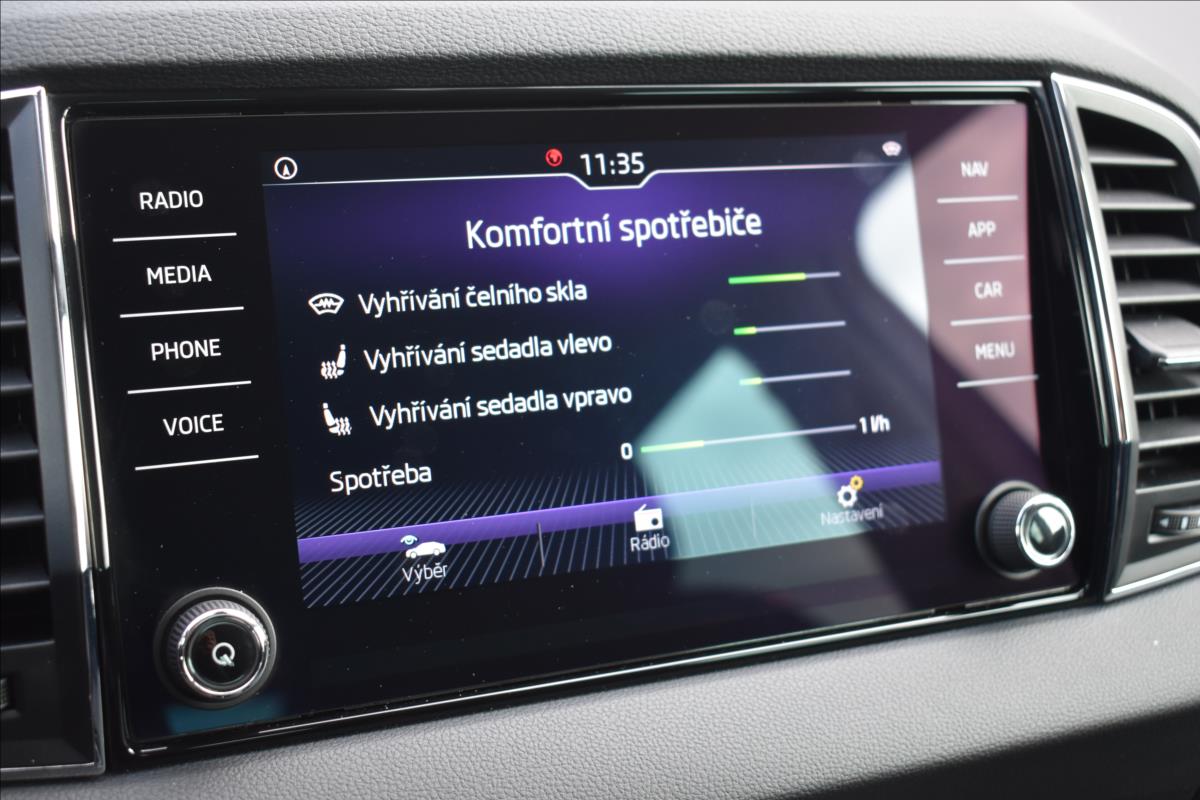 Škoda Karoq 1,5 TSi  DSG Style LED Virtual Assist - 42