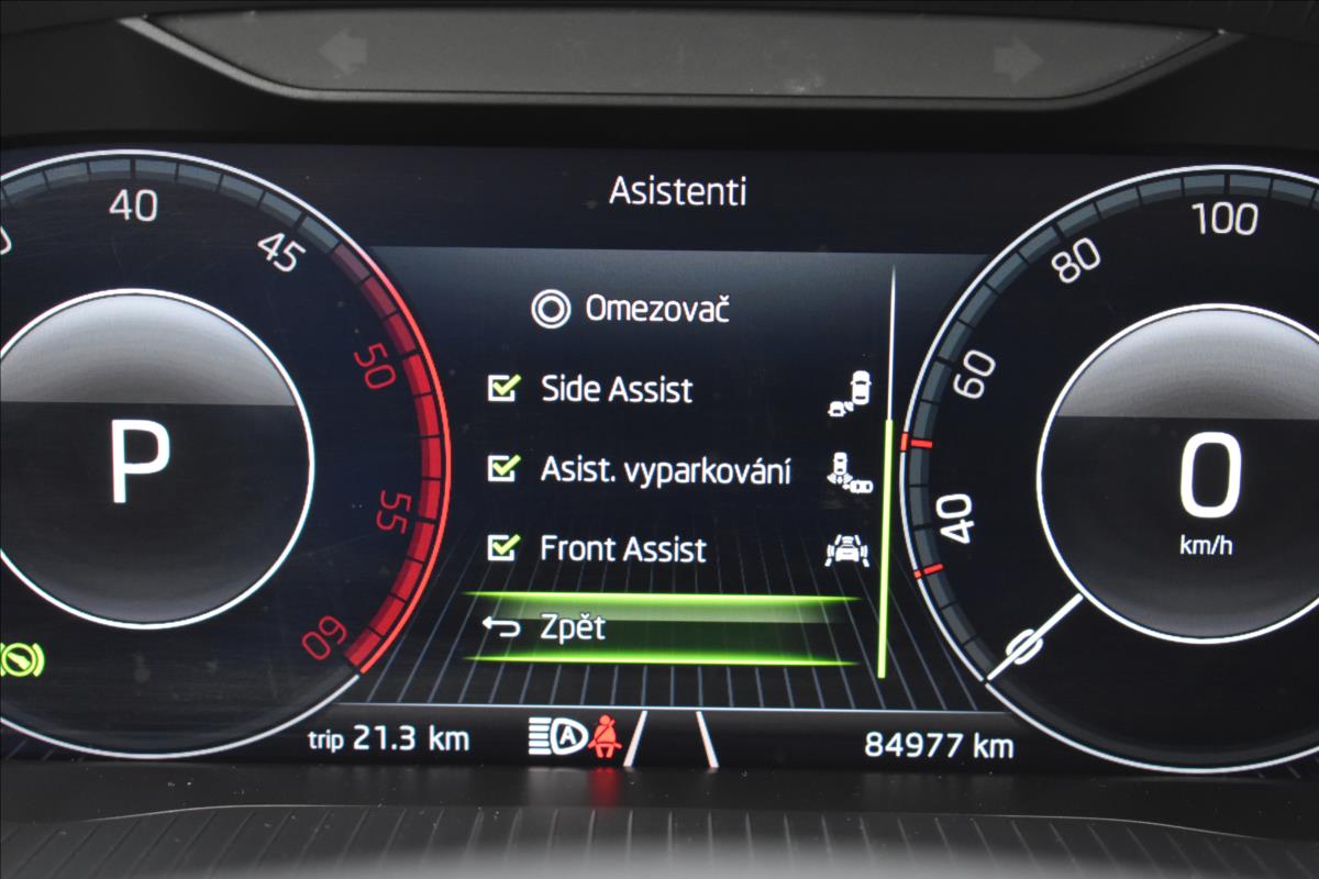 Škoda Superb 2,0 TDi  DSG Premium Edition Virtual - 26