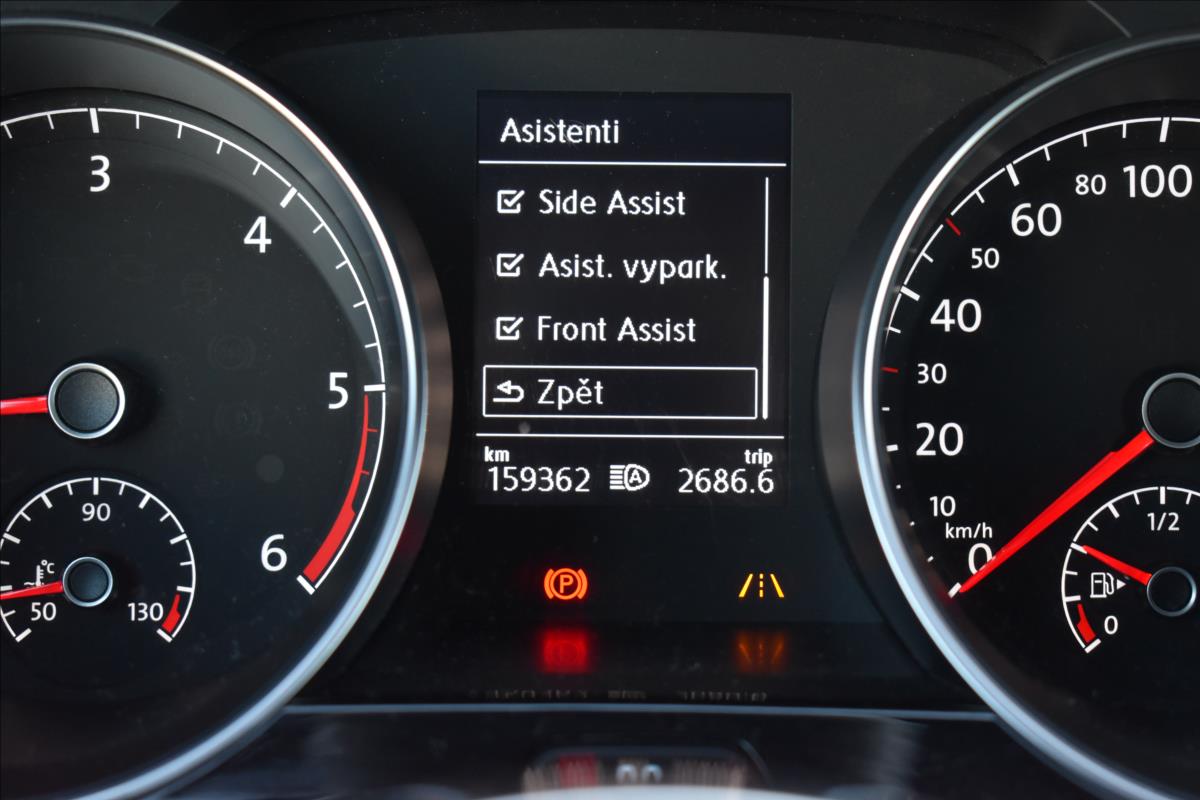 Volkswagen Touran 2,0 TDi  DSG R-Line LED Assist Kamera - 25