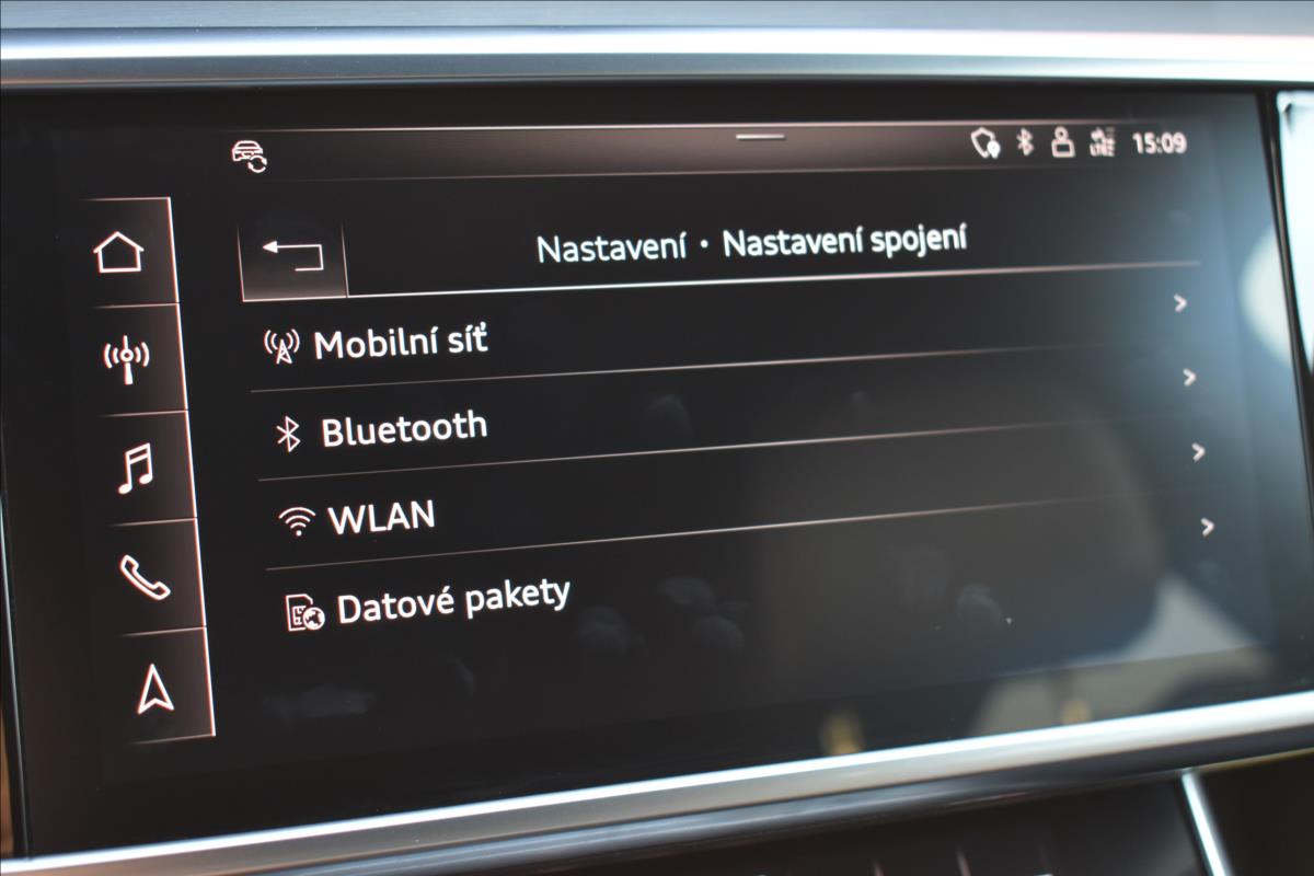 Audi A6 3,0 TDi  Quattro S-Line HD LED Assist - 42