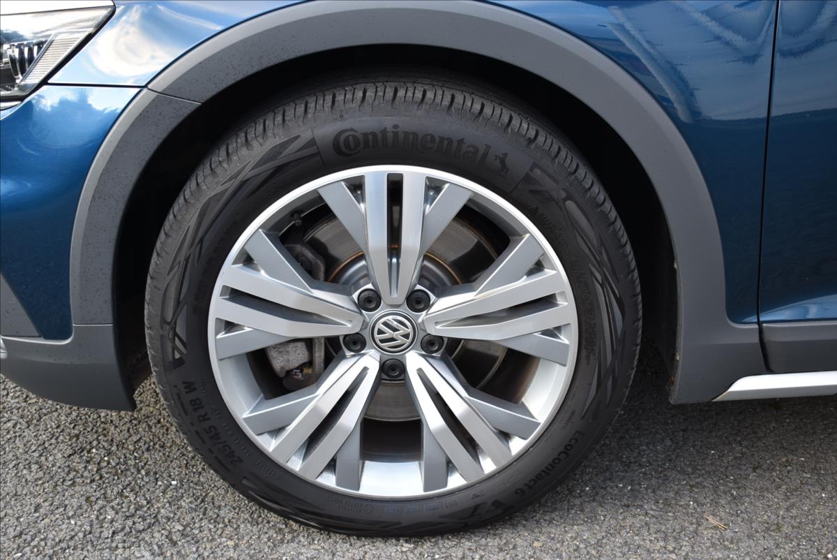 Volkswagen Passat 2,0 TSi  DSG 4x4 Alltrack LED Matrix - 4