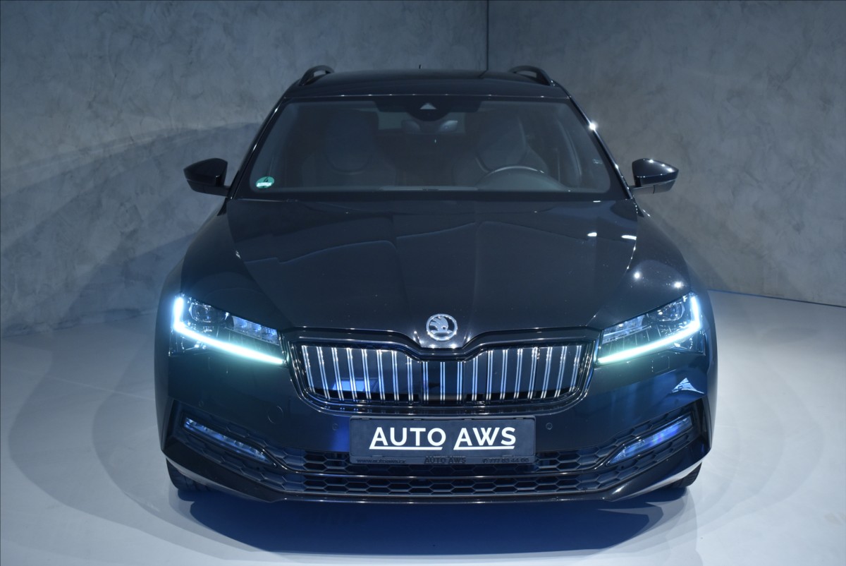 Škoda Superb 1,4 TSi  iV Sportline Virtual LED ACC - 1