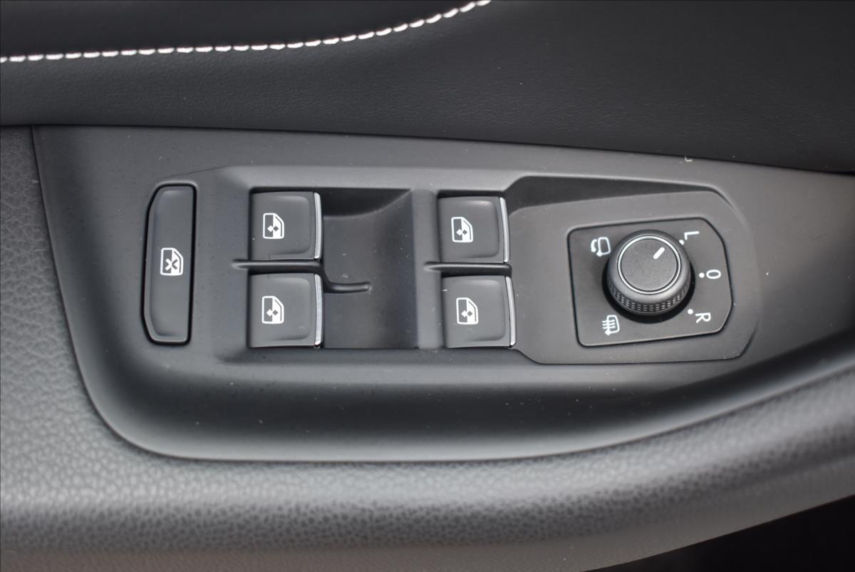 Volkswagen Passat 2,0 BiTDi  DSG 4x4 Alltrack LED Virtual - 19