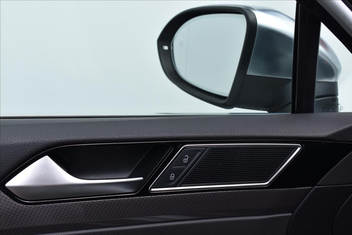 Volkswagen Passat 2,0 BiTDi  DSG 4x4 Alltrack LED Virtual - 20