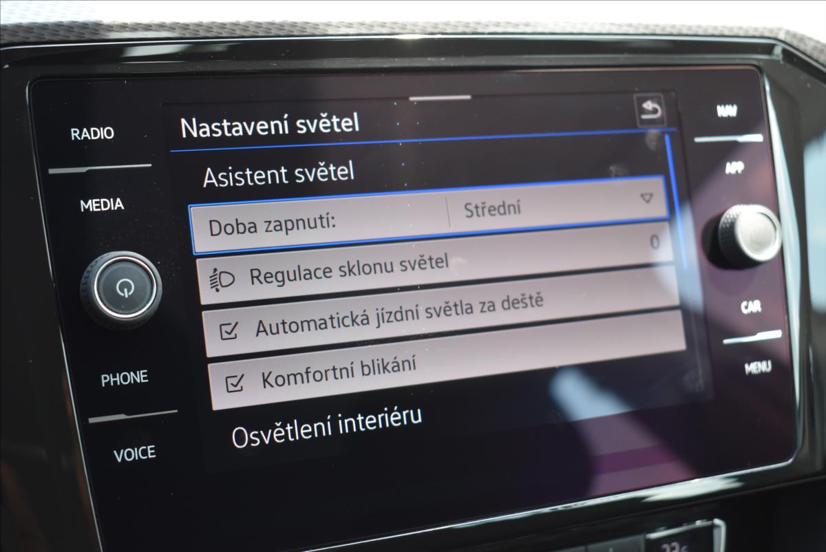 Volkswagen Passat 2,0 BiTDi  DSG 4x4 Alltrack LED Virtual - 31