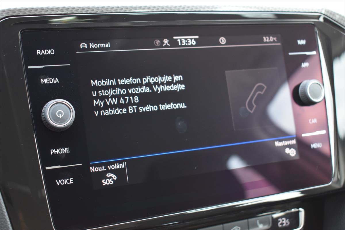 Volkswagen Passat 2,0 BiTDi  DSG 4x4 Alltrack LED Virtual - 38
