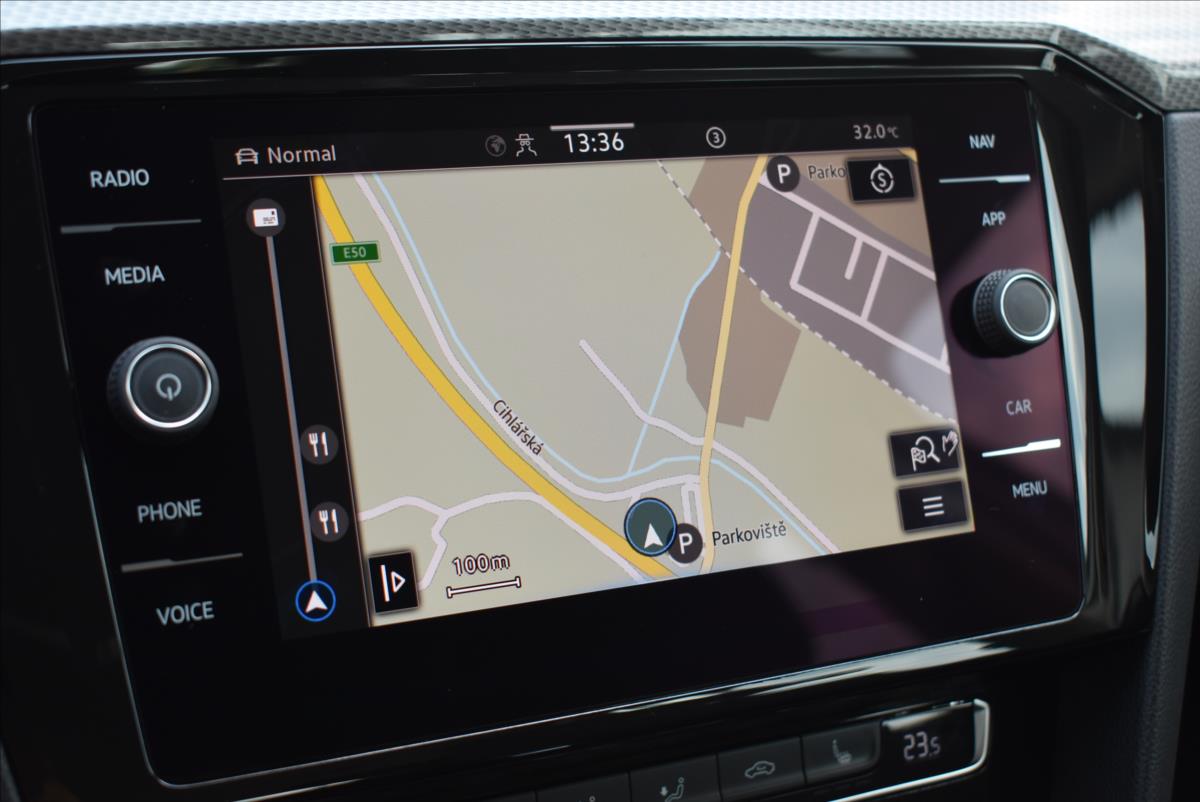 Volkswagen Passat 2,0 BiTDi  DSG 4x4 Alltrack LED Virtual - 42