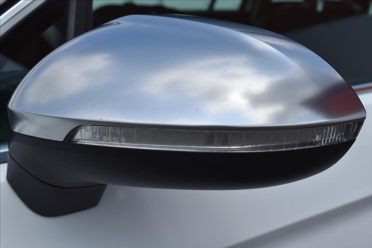 Volkswagen Passat 2,0 BiTDi  DSG 4x4 Alltrack LED Virtual - 6