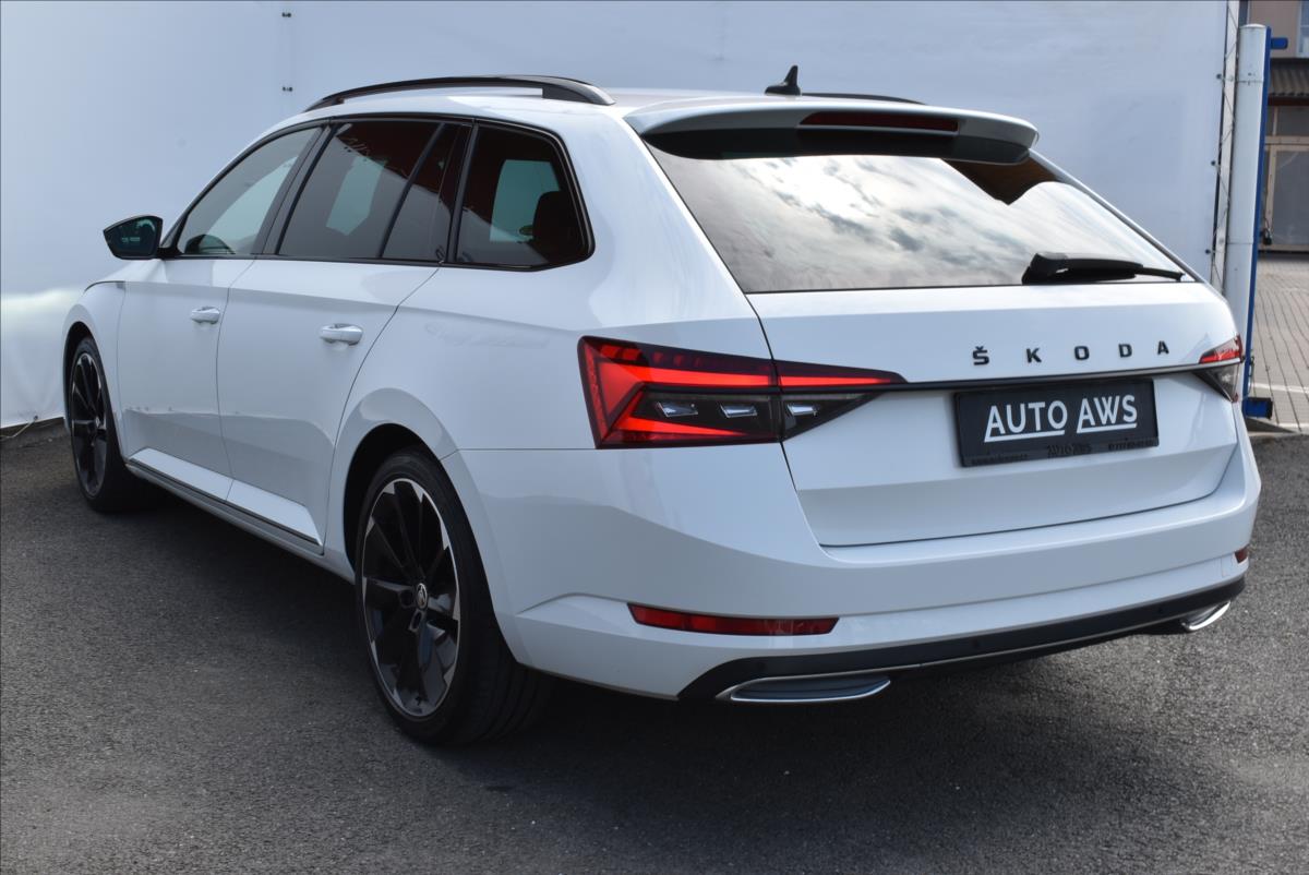 Škoda Superb 2,0 TDi  DSG Sportline Virtual PDC - 8