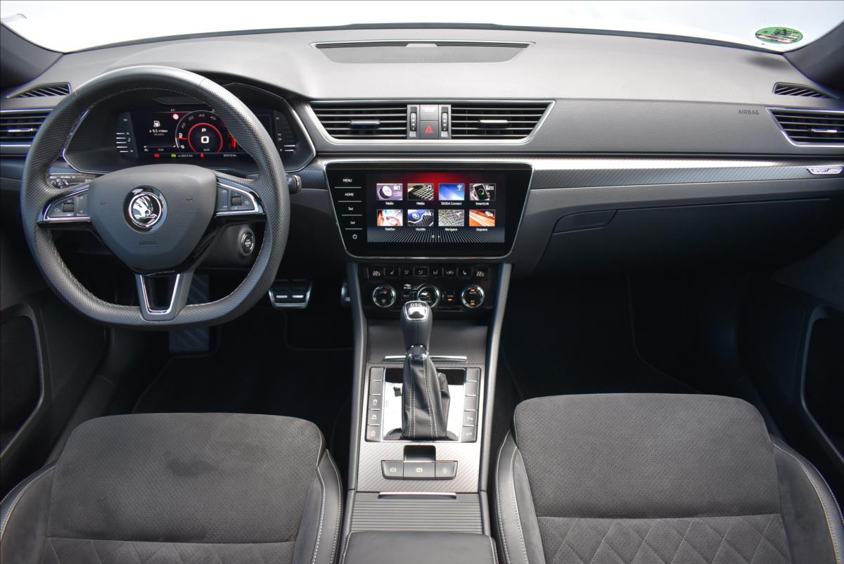 Škoda Superb 2,0 TDi  DSG Sportline Virtual PDC - 15