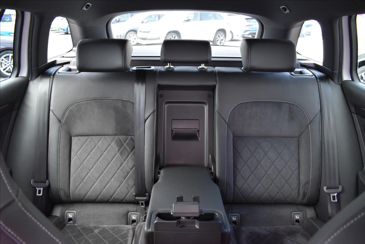 Škoda Superb 2,0 TDi  DSG Sportline Virtual PDC - 20