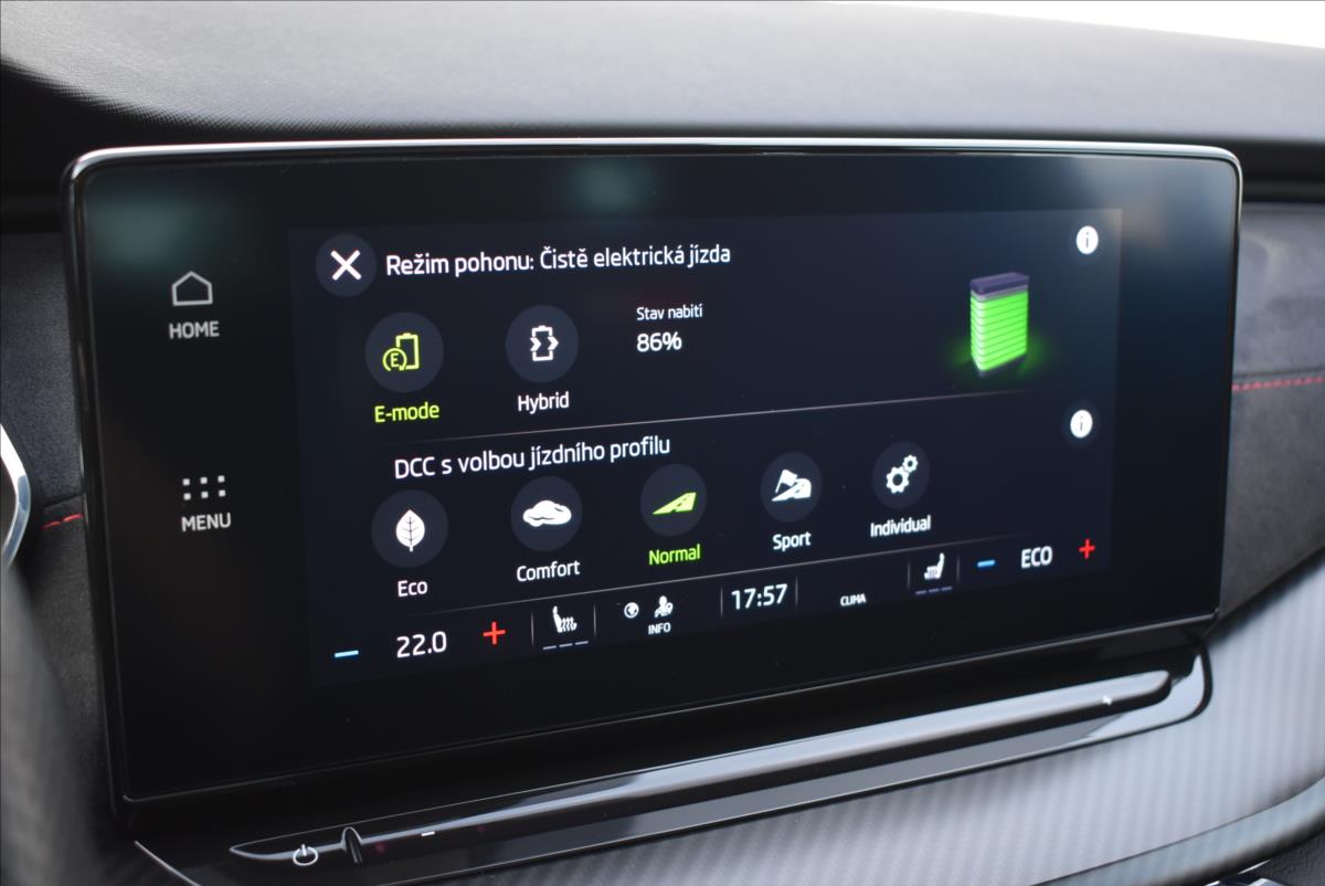 Škoda Octavia 1,4 TSi  iV DSG RS Virtual LED Matrix - 30