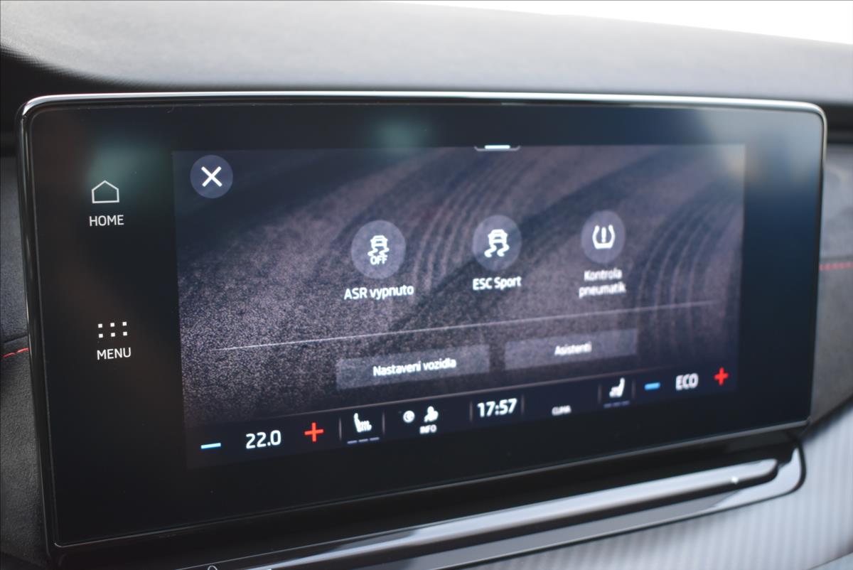 Škoda Octavia 1,4 TSi  iV DSG RS Virtual LED Matrix - 31