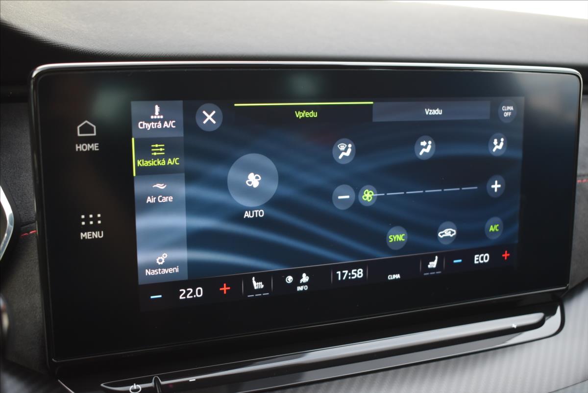 Škoda Octavia 1,4 TSi  iV DSG RS Virtual LED Matrix - 35