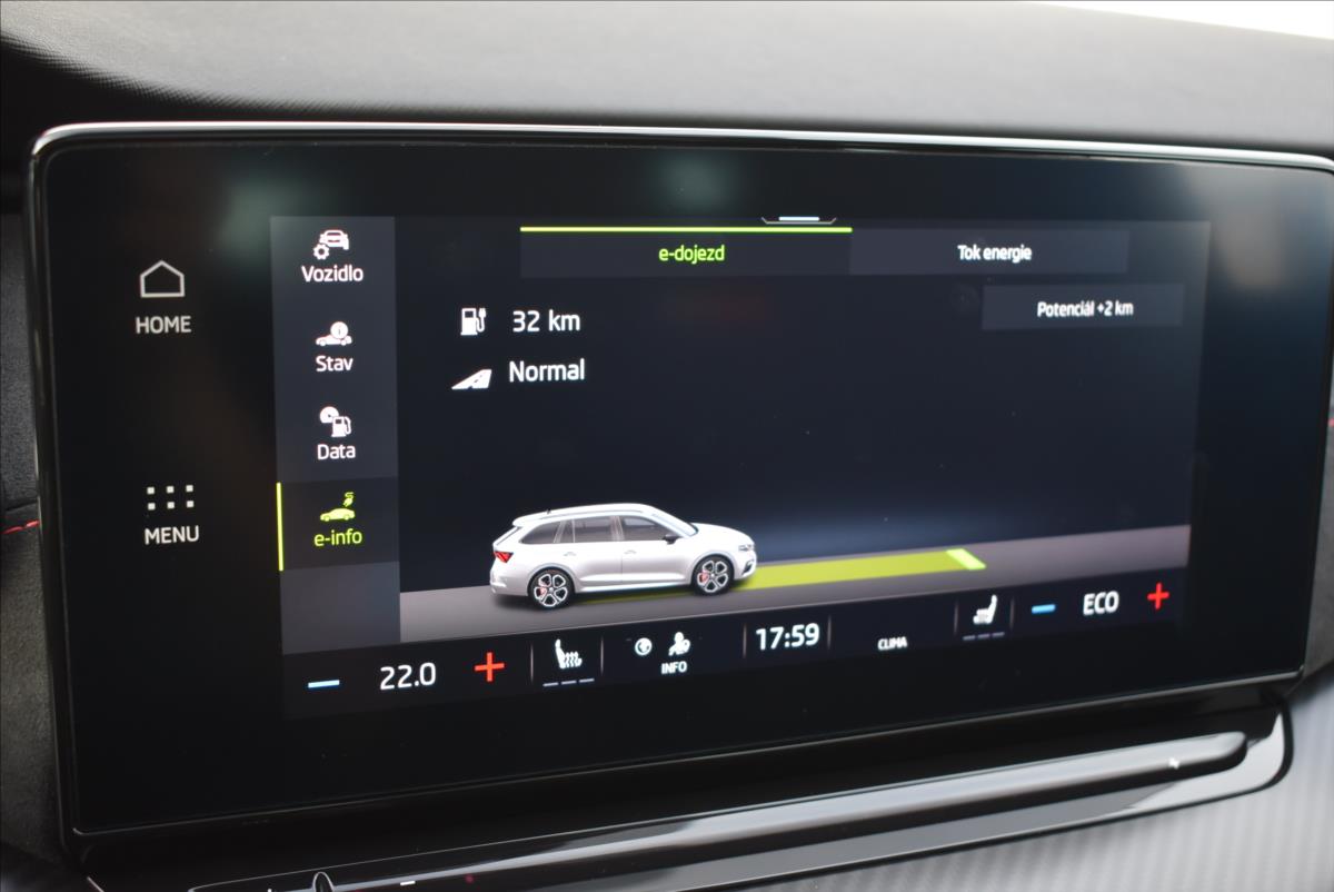 Škoda Octavia 1,4 TSi  iV DSG RS Virtual LED Matrix - 42