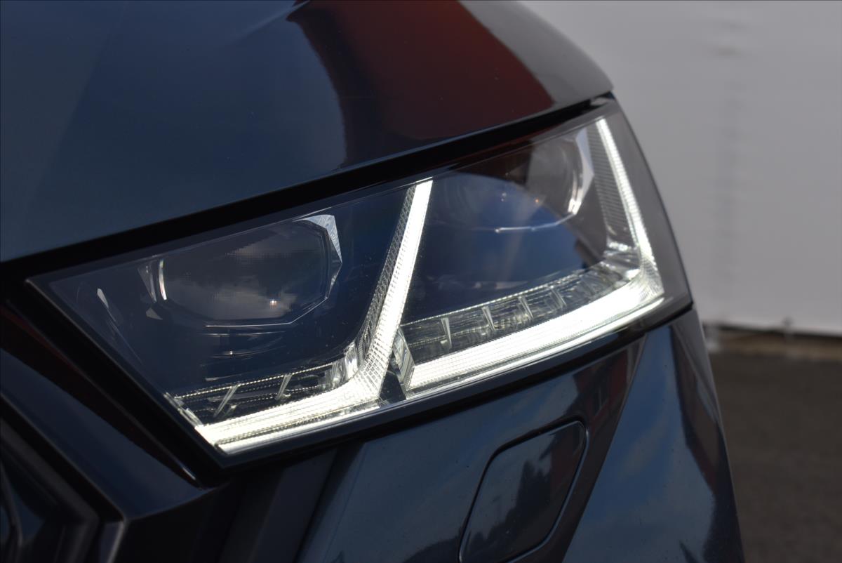 Škoda Octavia 1,4 TSi  iV DSG RS Virtual LED Matrix - 3