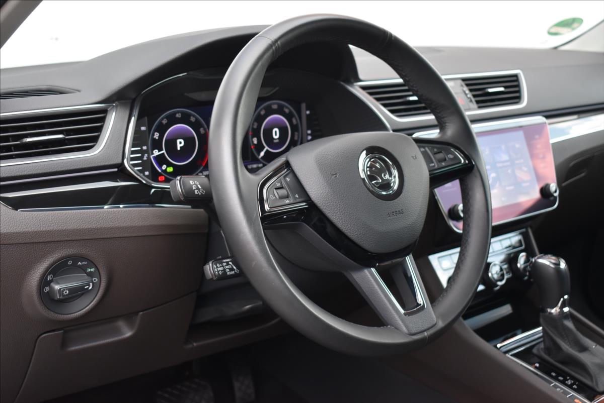 Škoda Superb 1,5 TSi  DSG L&K Assist Canton Virtual - 20