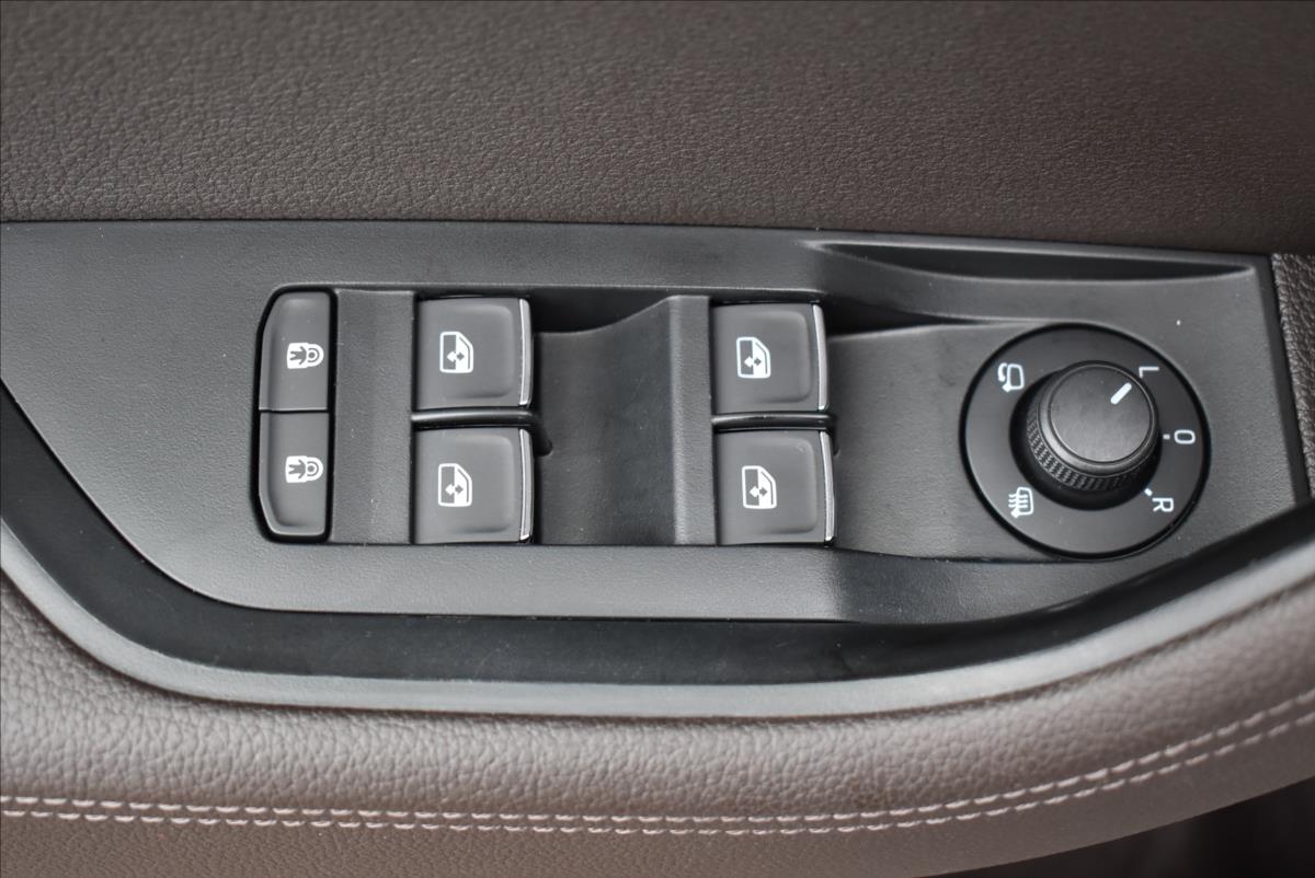 Škoda Superb 1,5 TSi  DSG L&K Assist Canton Virtual - 24