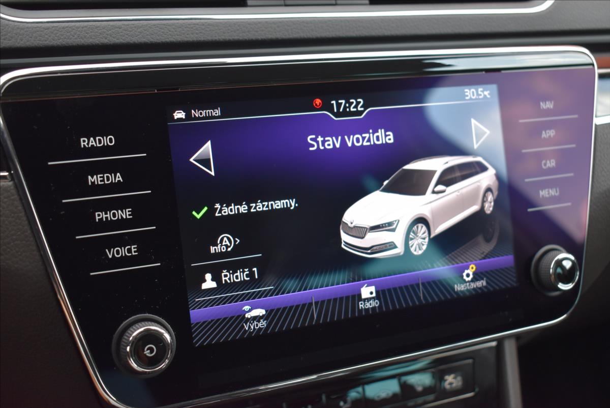 Škoda Superb 1,5 TSi  DSG L&K Assist Canton Virtual - 32