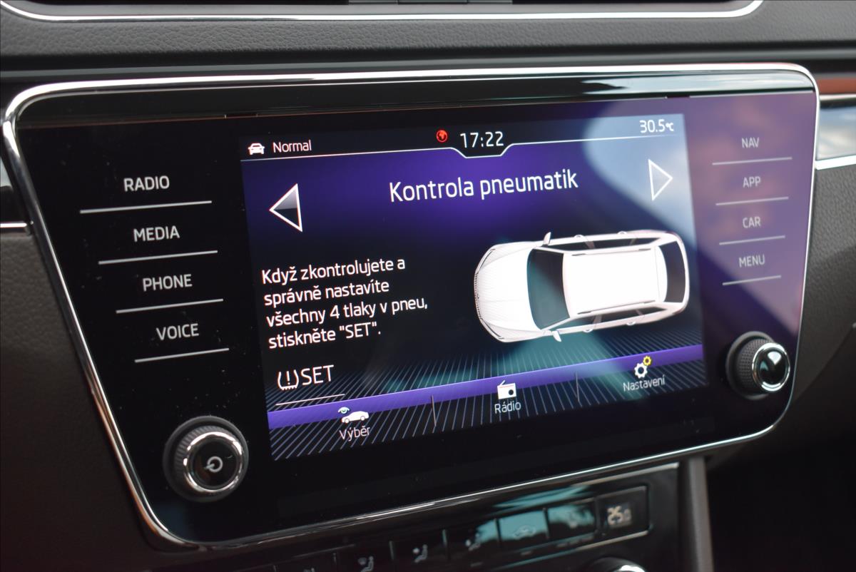 Škoda Superb 1,5 TSi  DSG L&K Assist Canton Virtual - 33