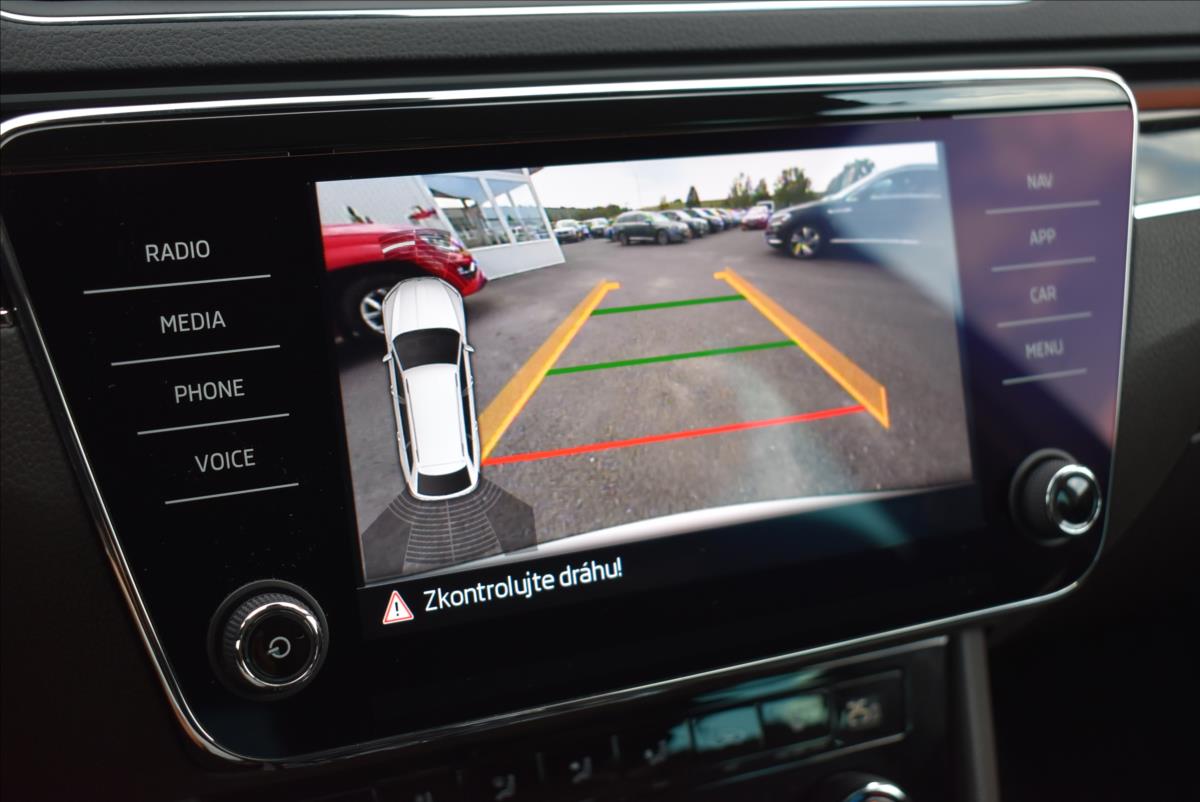 Škoda Superb 1,5 TSi  DSG L&K Assist Canton Virtual - 43