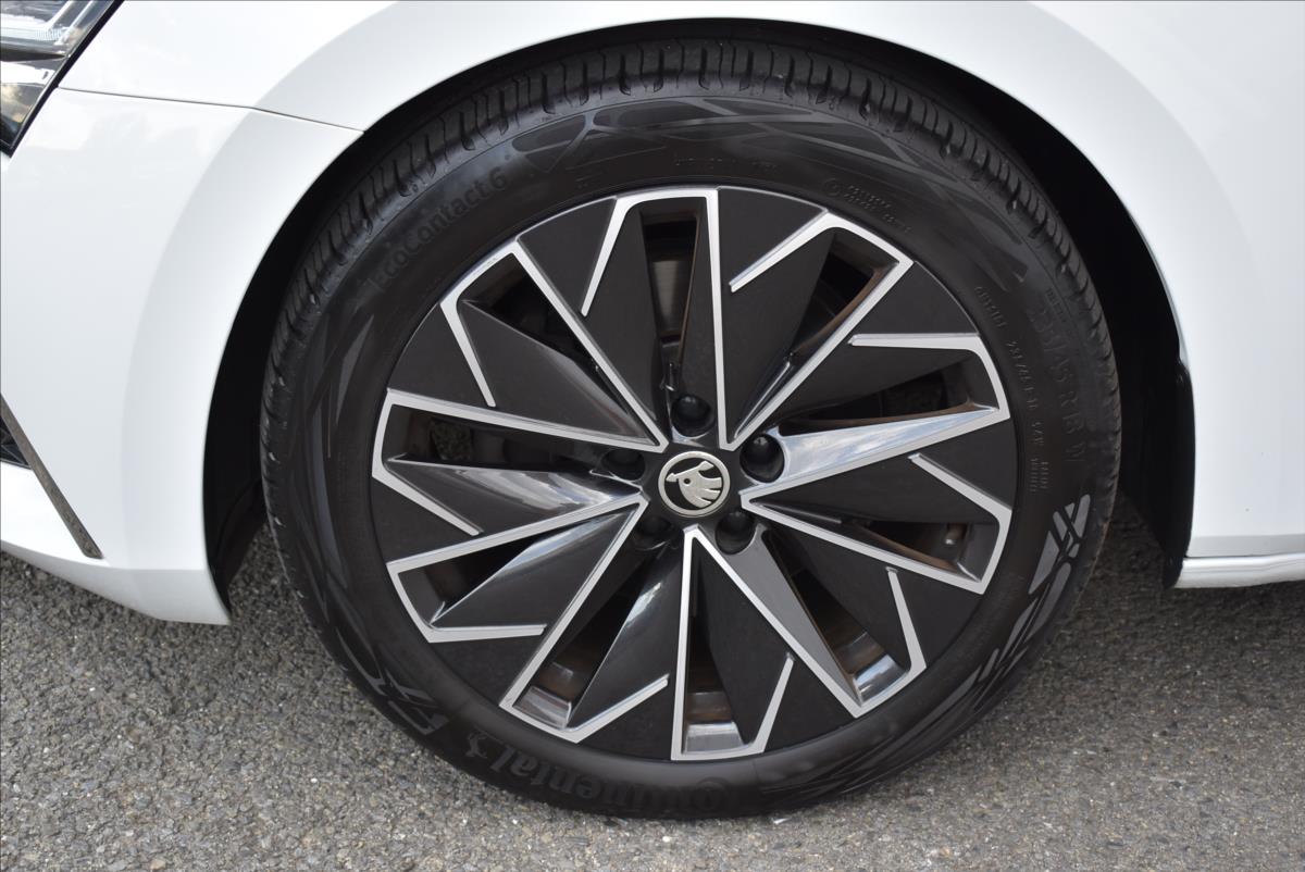 Škoda Superb 1,5 TSi  DSG L&K Assist Canton Virtual - 4