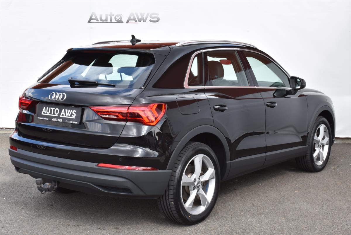 Audi Q3 1,4 45 TFSIe  S-tronic S-line LED Assist - 6