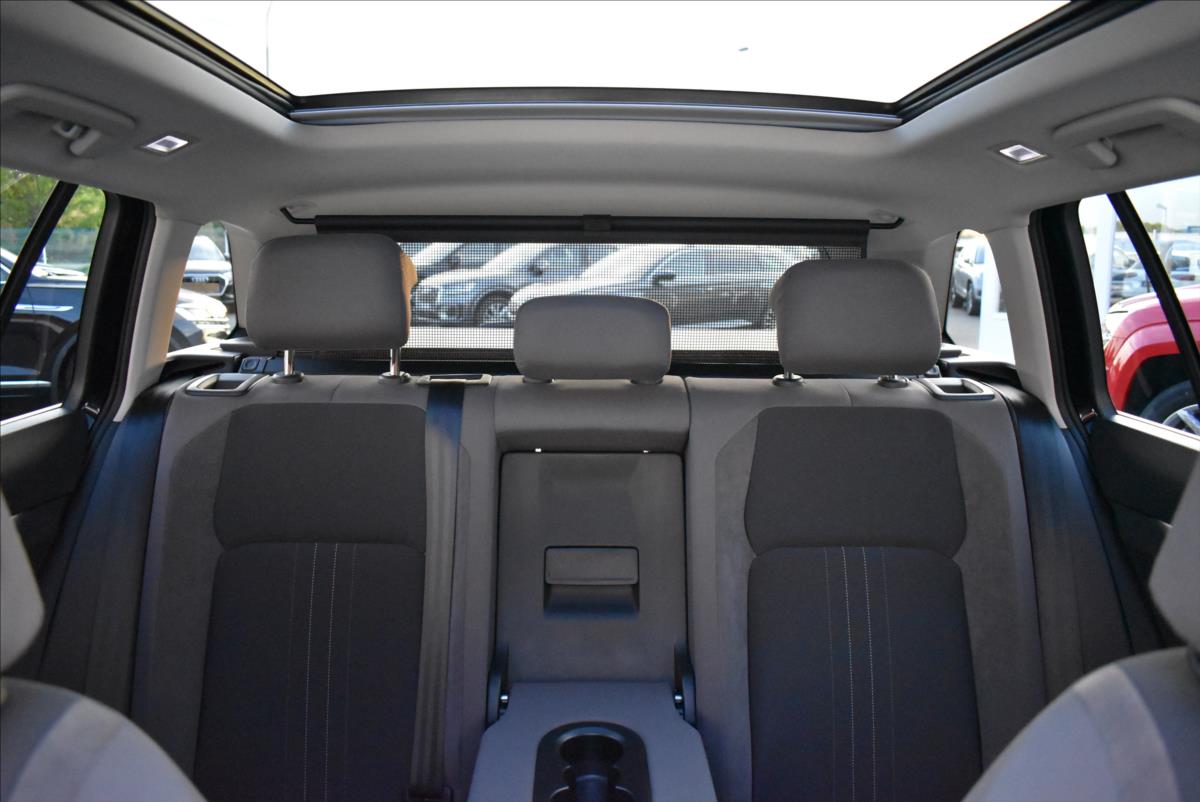 Volkswagen Golf 2,0 TDi  DSG 4x4 Alltrack LED Virtual - 11