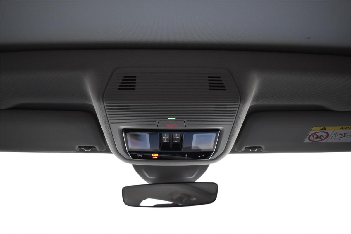 Volkswagen Golf 2,0 TDi  DSG 4x4 Alltrack LED Virtual - 14