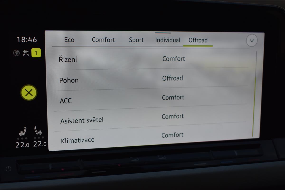 Volkswagen Golf 2,0 TDi  DSG 4x4 Alltrack LED Virtual - 33
