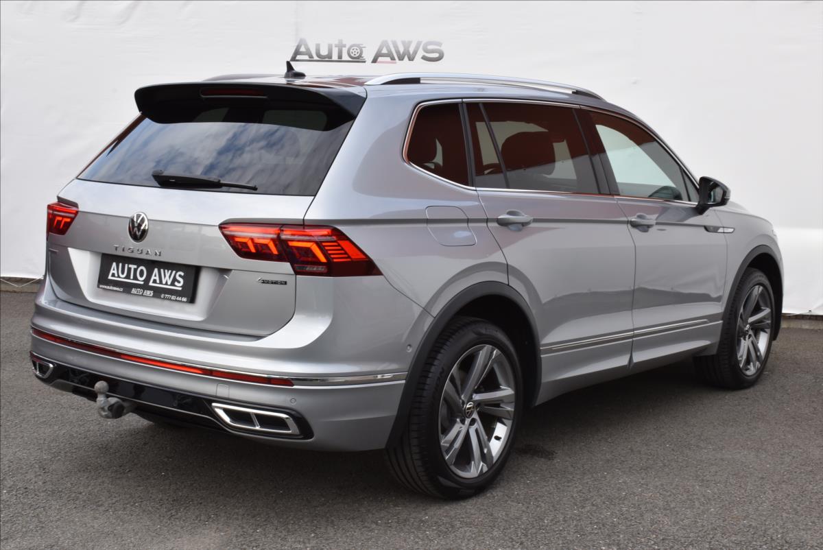 Volkswagen Tiguan Allspace 2,0 TDi  DSG 4x4 R-Line Assist Virtual - 6