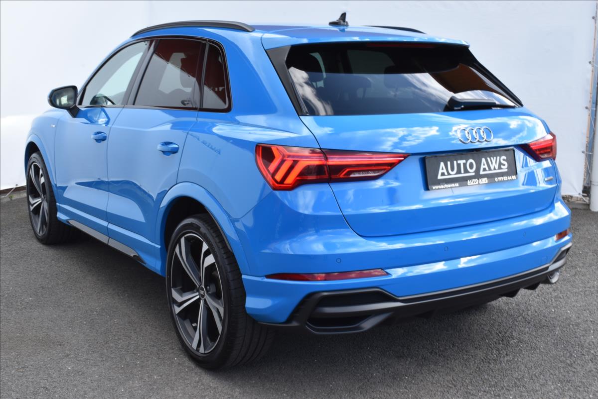 Audi Q3 2,0 TDi  Quattro S-Line Assist Virtual - 8