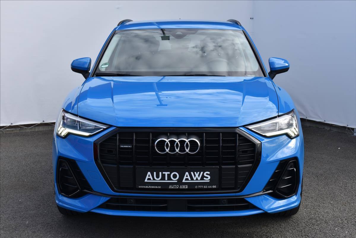 Audi Q3 2,0 TDi  Quattro S-Line Assist Virtual - 1