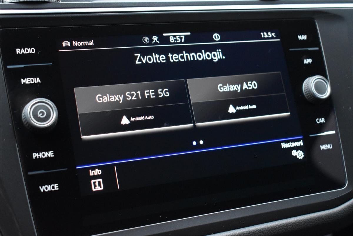 Volkswagen Tiguan Allspace 2,0 TDi  DSG 4x4 R-Line Matrix LED - 42
