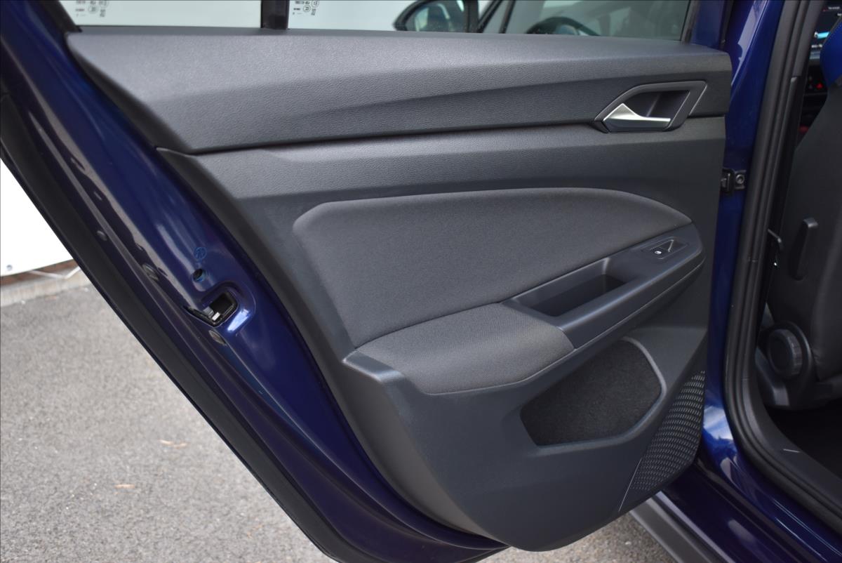 Volkswagen Golf 1,4 TSi  GTE Hybrid Virtual LED Kamera - 12