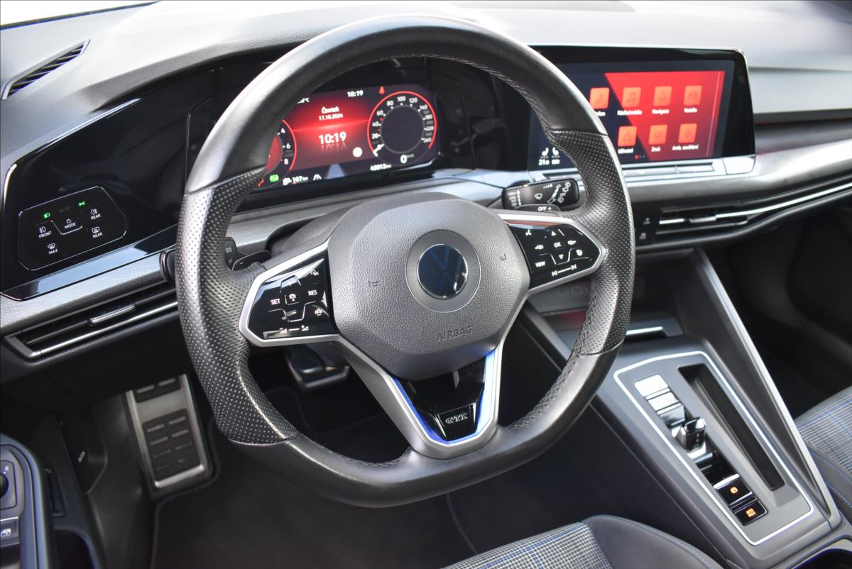 Volkswagen Golf 1,4 TSi  GTE Hybrid Virtual LED Kamera - 20